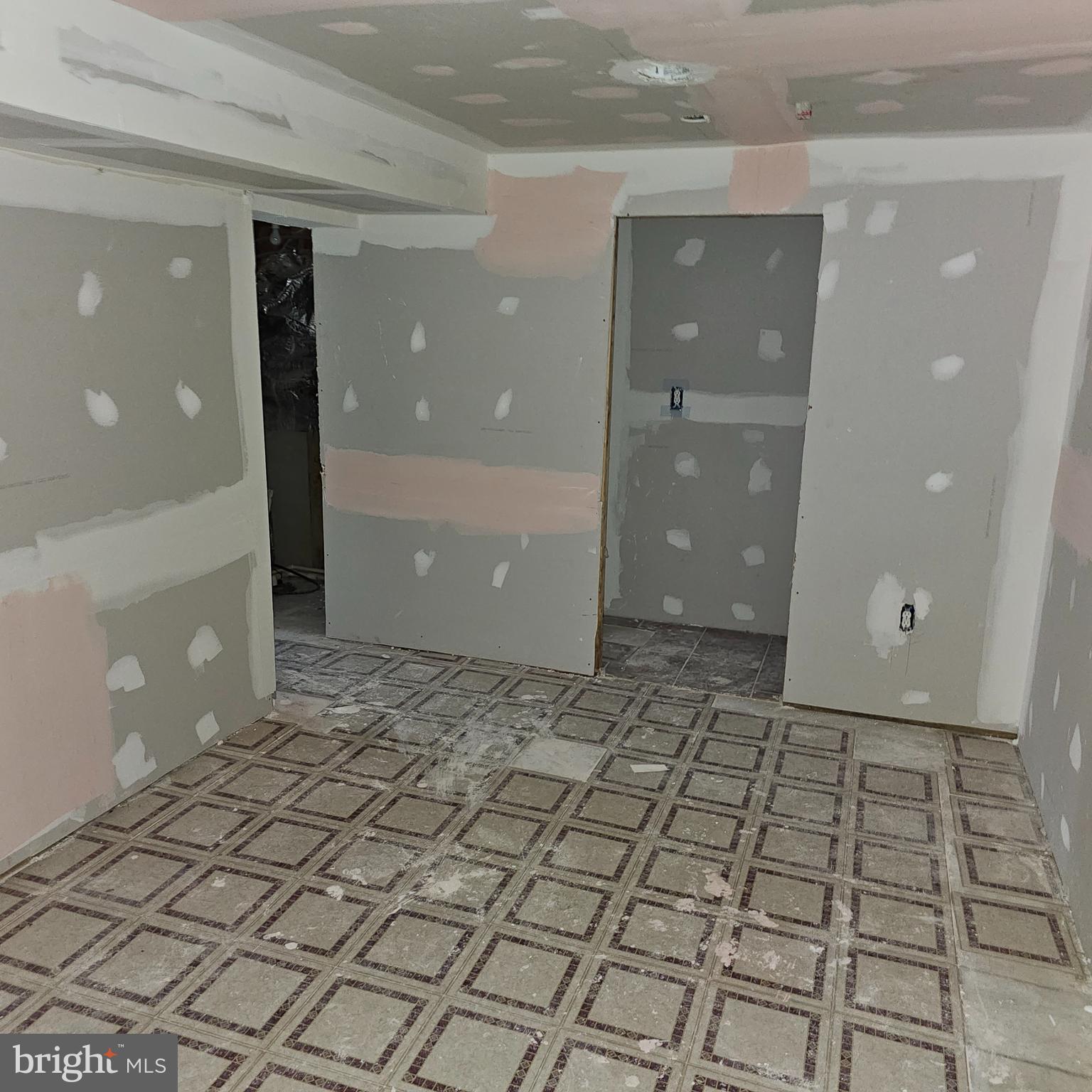 FORESTVILLE PARK - Residential