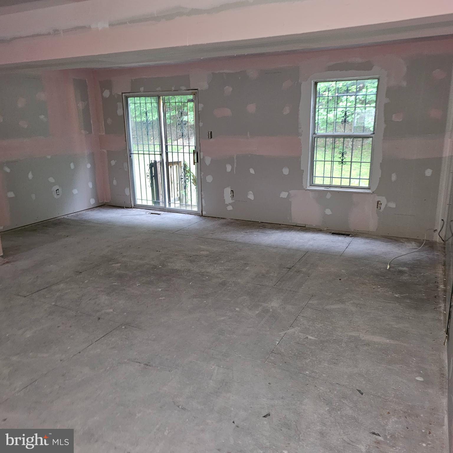 FORESTVILLE PARK - Residential