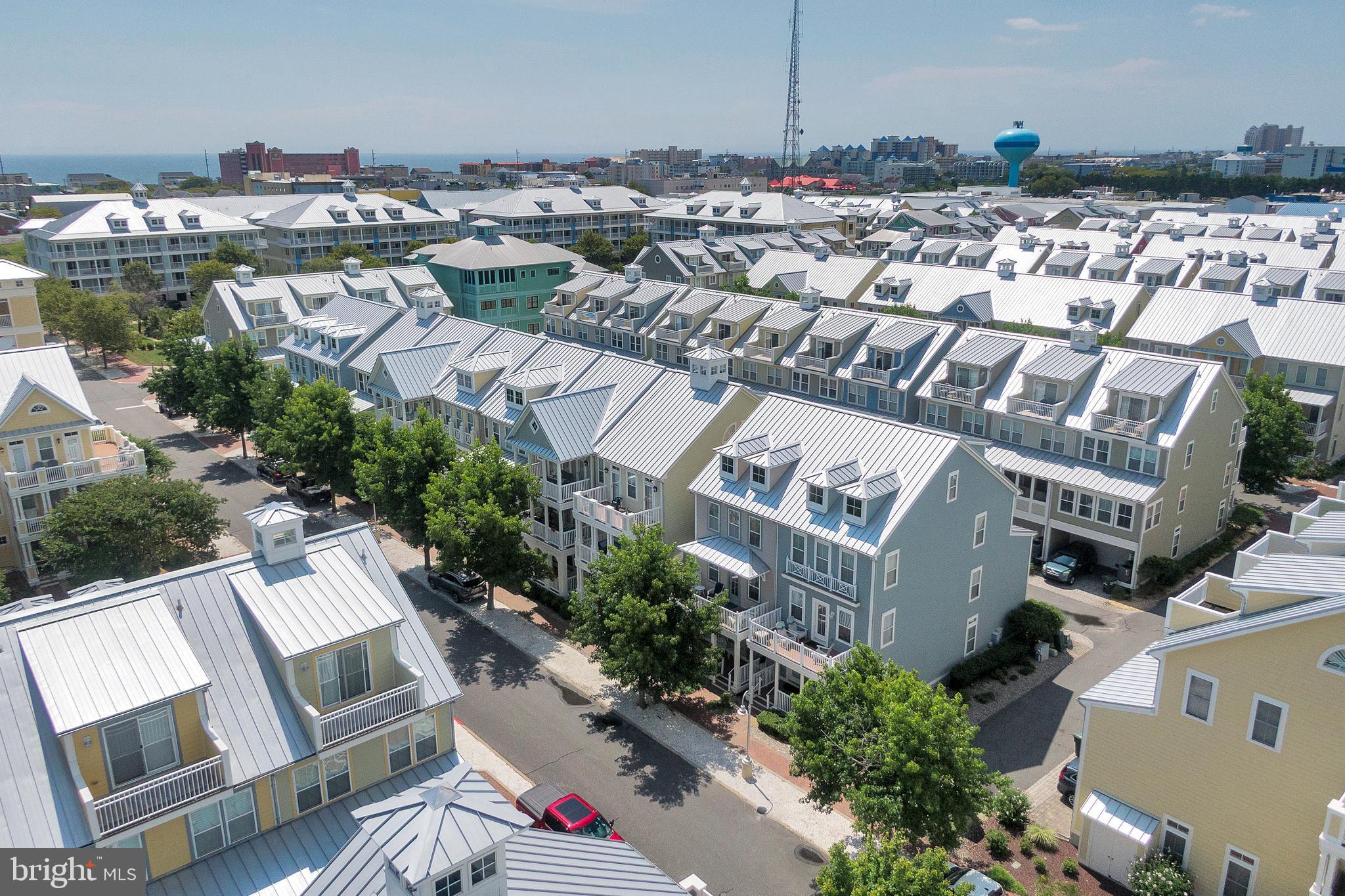 SUNSET ISLAND - Residential