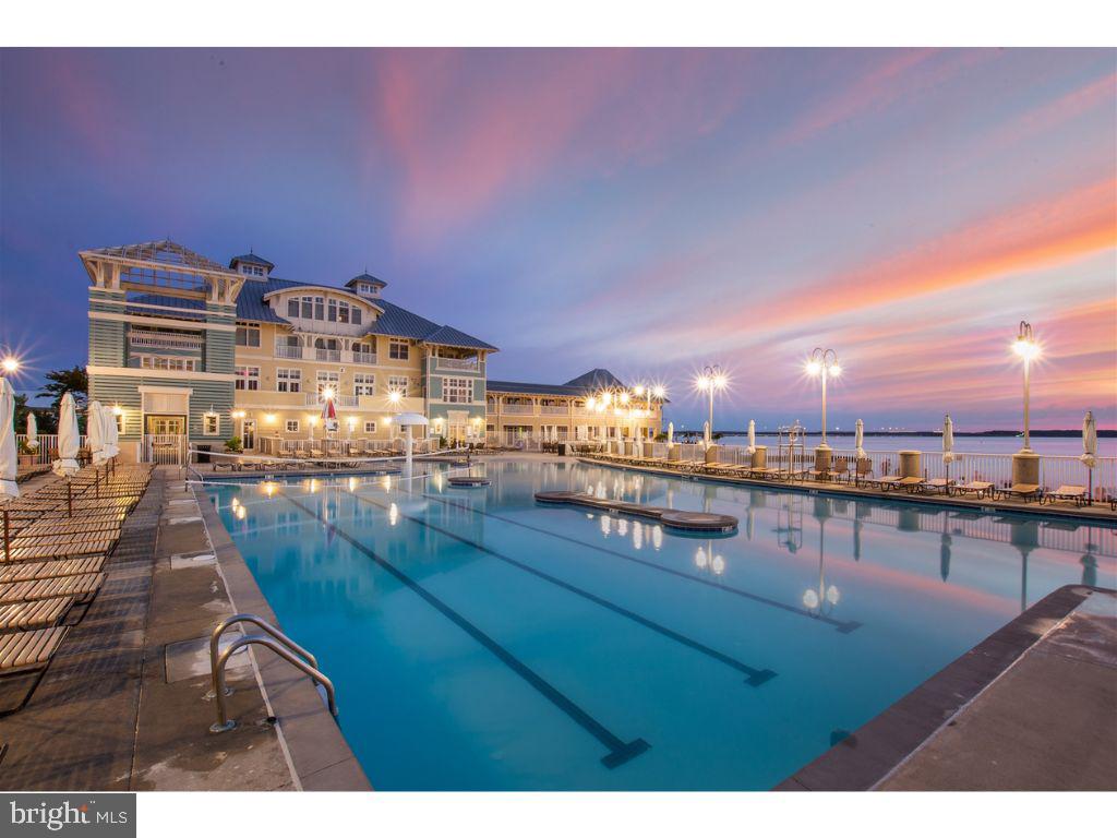 SUNSET ISLAND - Residential
