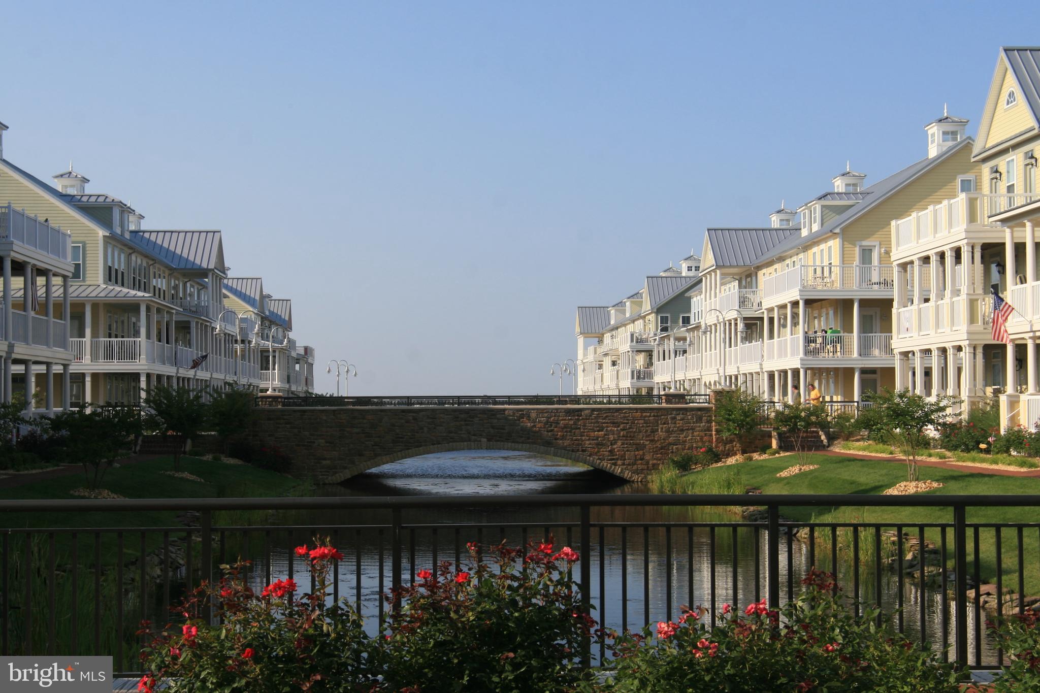 SUNSET ISLAND - Residential