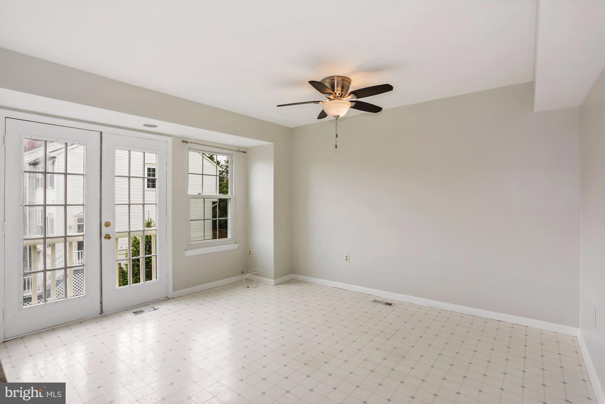 WOODSTONE - Residential