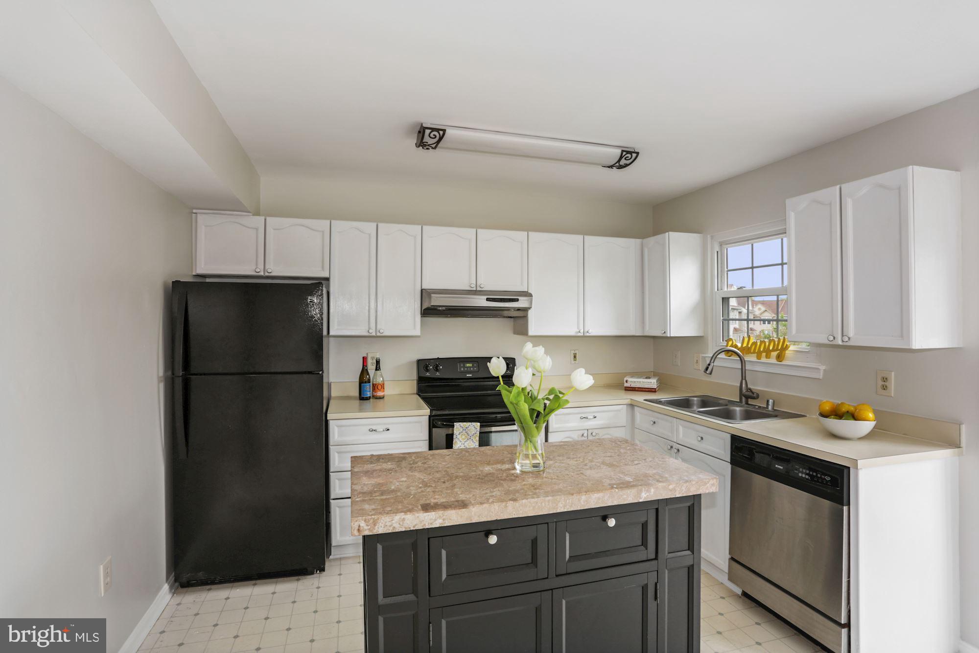 WOODSTONE - Residential