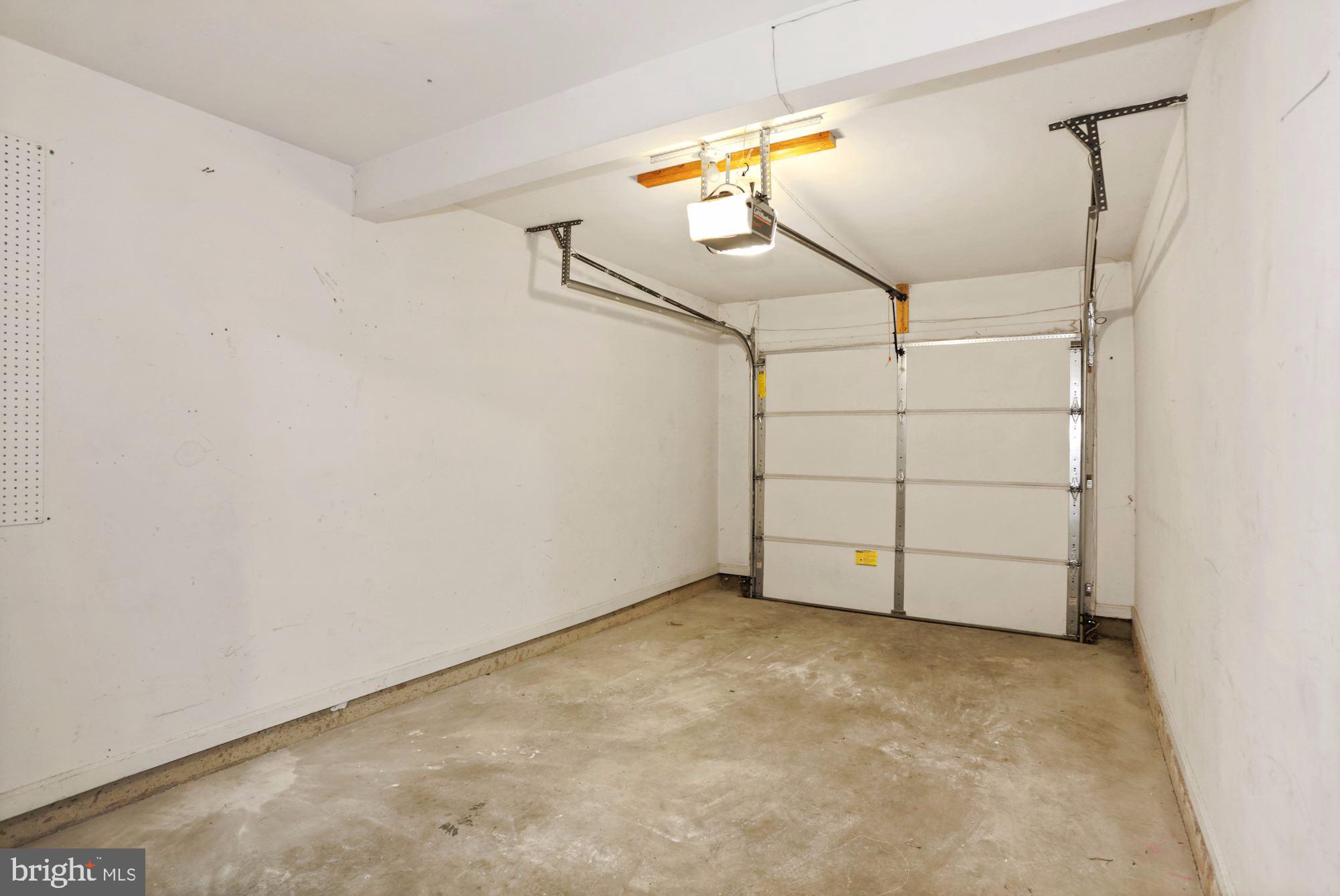 WOODSTONE - Residential