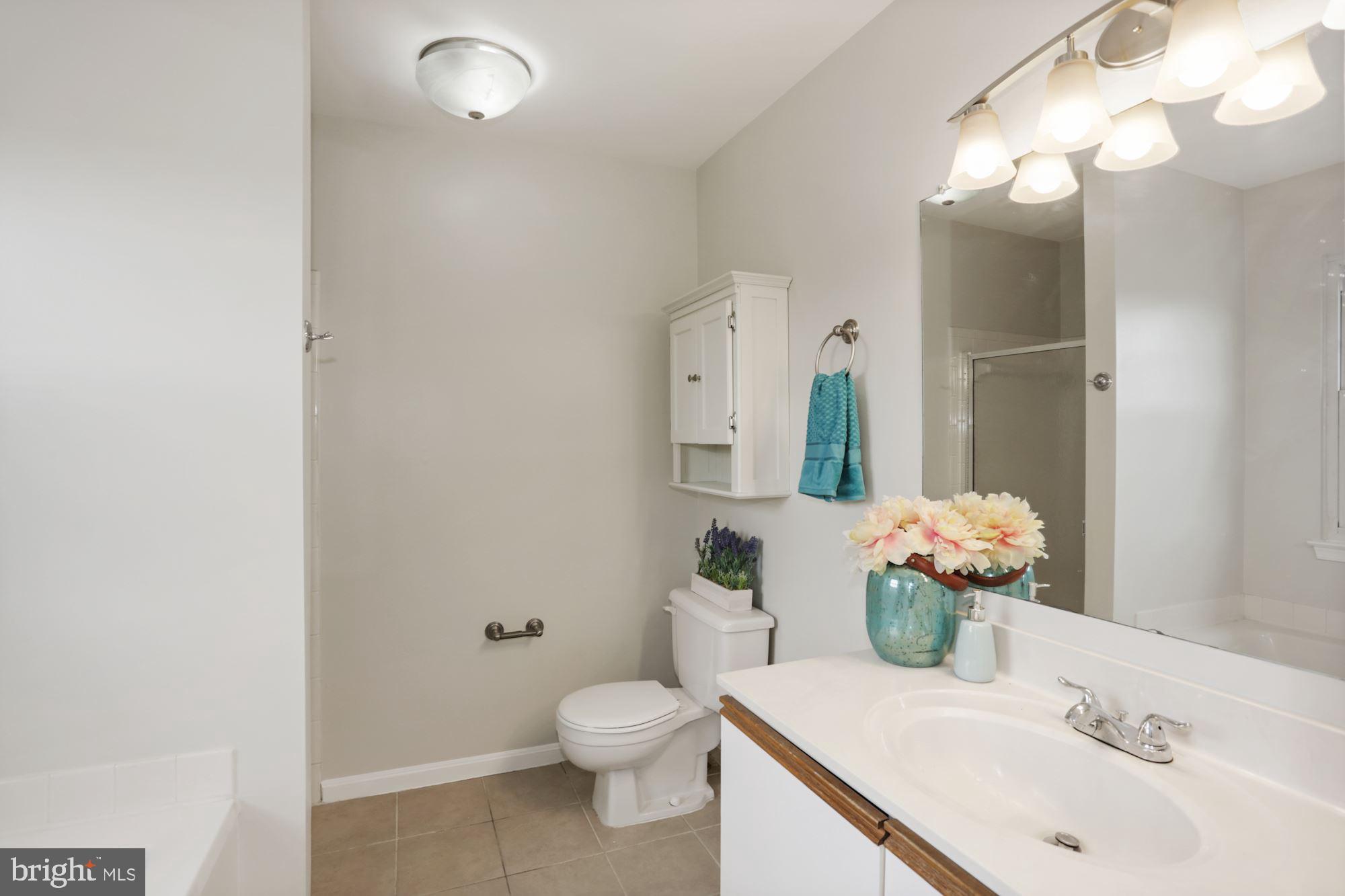 WOODSTONE - Residential