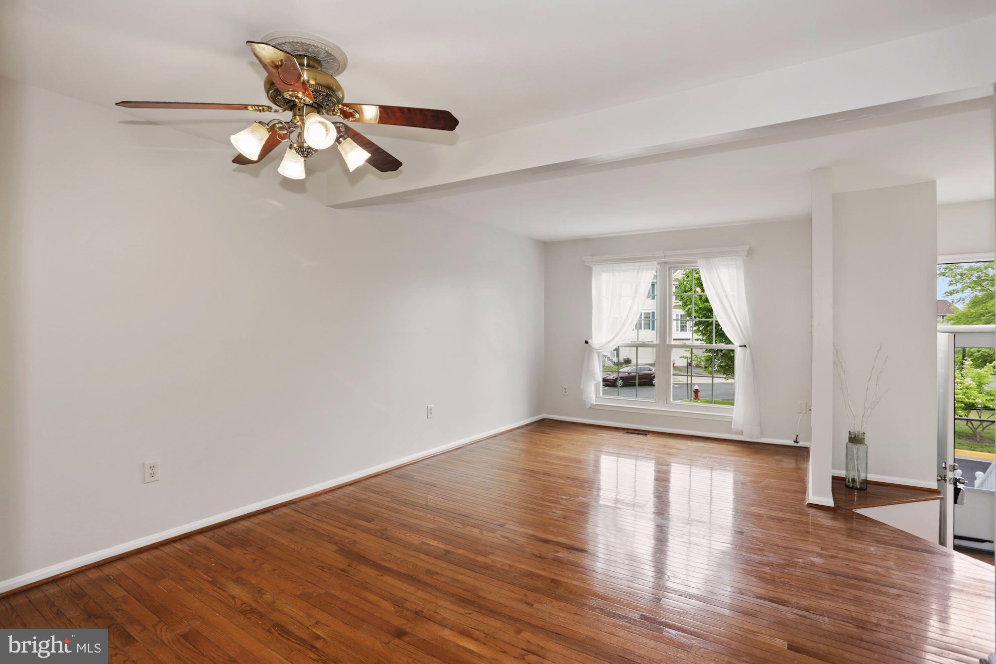 WOODSTONE - Residential