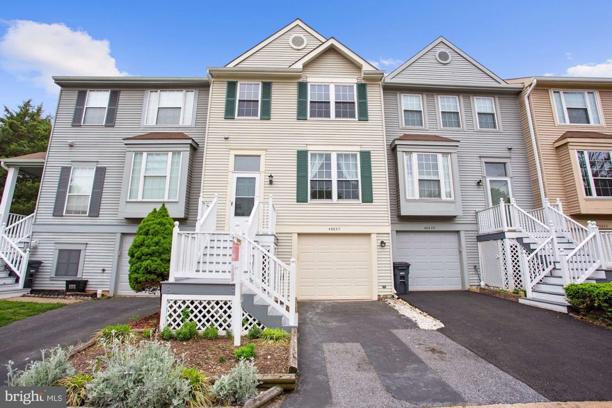 Welcome home! Spacious 3 bedroom, 2.5 bathroom townhome boasts gleaming hardwood flooring and open-concept living on the main level. The large, sun drenched kitchen allows for great entertaining space. Master bedroom has a large en suite with separate tub and shower and plenty of storage in the large walk-in closet.  Fully finished, walk out basement is great space for family room, den, office, exercise, etc. and walk out to the beautifully landscaped and fully fenced back yard.