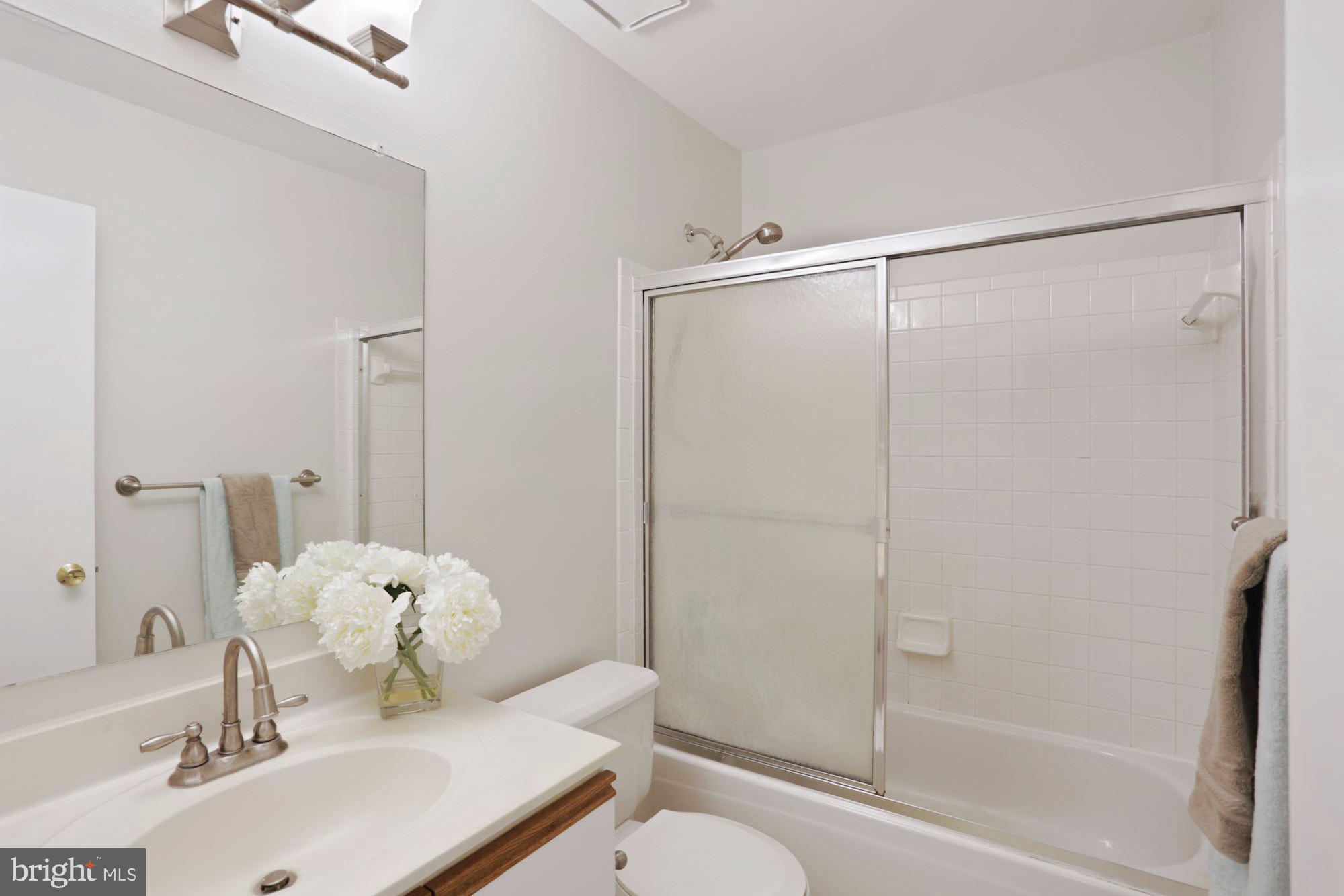 WOODSTONE - Residential