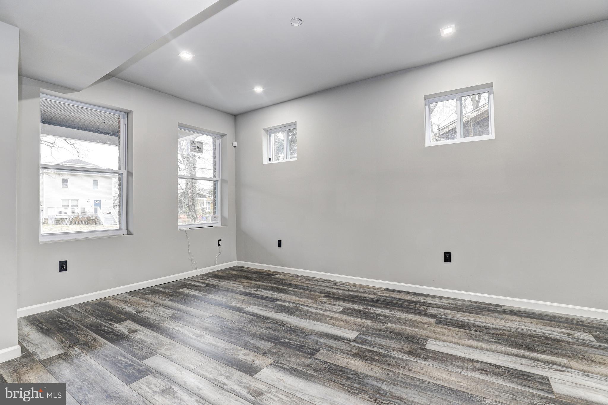 GWYNNS FALLS PARK - Residential