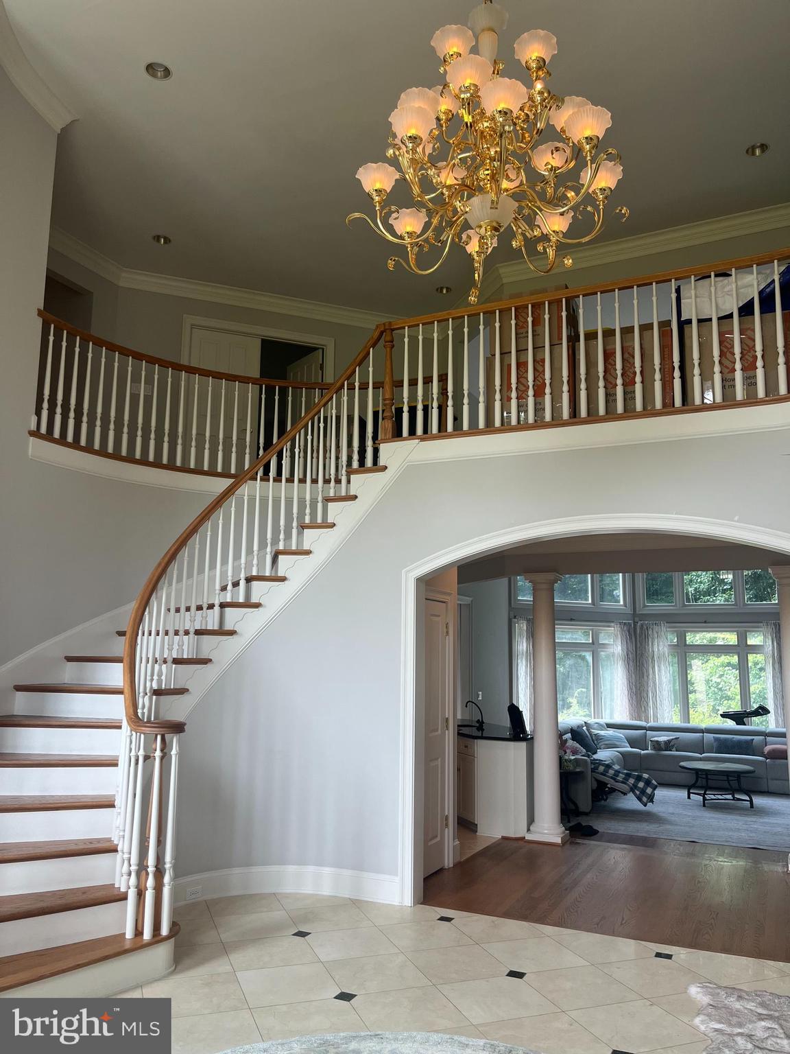 MCLEAN FALLS AT CHINQUAP - Residential Lease