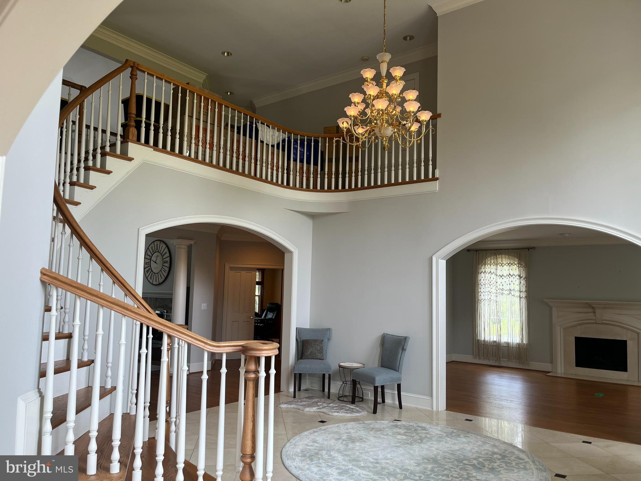 MCLEAN FALLS AT CHINQUAP - Residential Lease