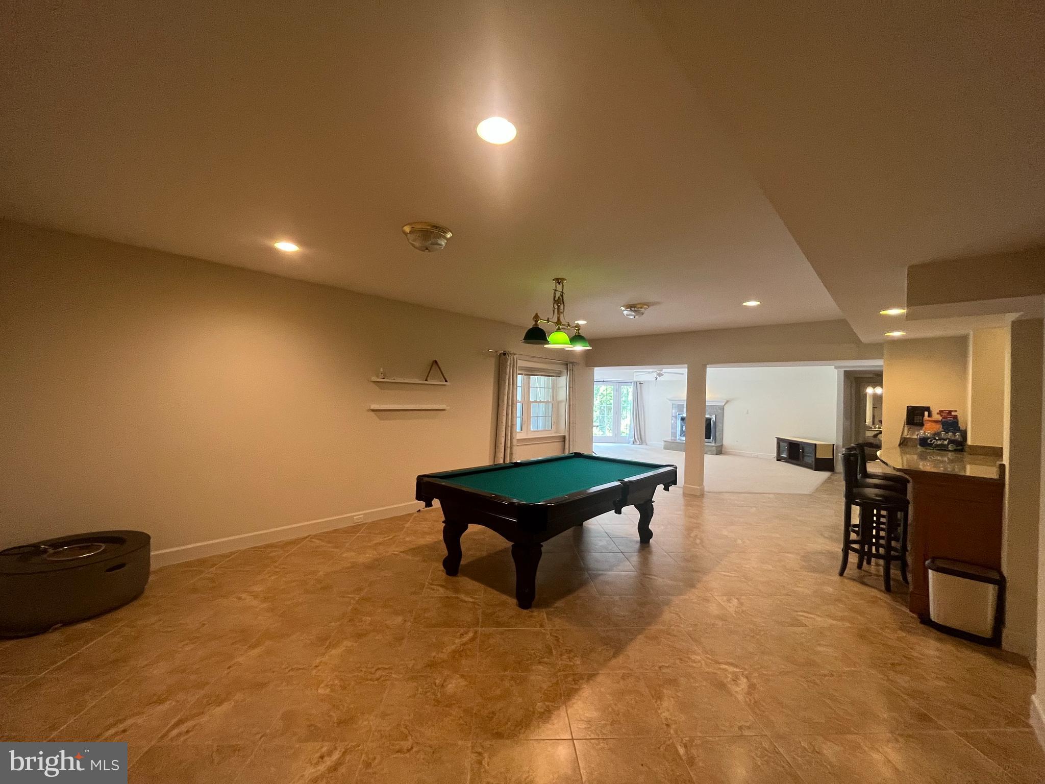 MCLEAN FALLS AT CHINQUAP - Residential Lease