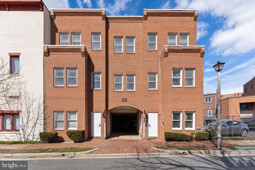 Priced below the assessed value - 6,250 SF, 3-story office building, built in 1987. Walking distance of the King Street- Old Town metro station and multiple retail options. The building has 2 entrances/reception areas, a private and gated garage with 7 parking spaces. The property’s building systems and elevator have been routinely maintained and are in good condition. Windows on 3 sides and a skylight atrium bring abundant natural light to the property’s 15 offices and large conference room. There are 4 total bathrooms with an ADA accessible bathroom on the 2nd floor along with a kitchen and auxiliary conference room/work area. The 3rd floor contains a large server room and mechanical room.