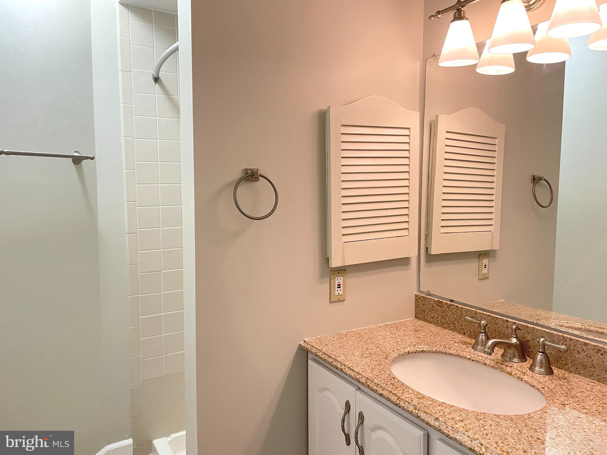 GABLES OF TUCKERMAN - Residential Lease