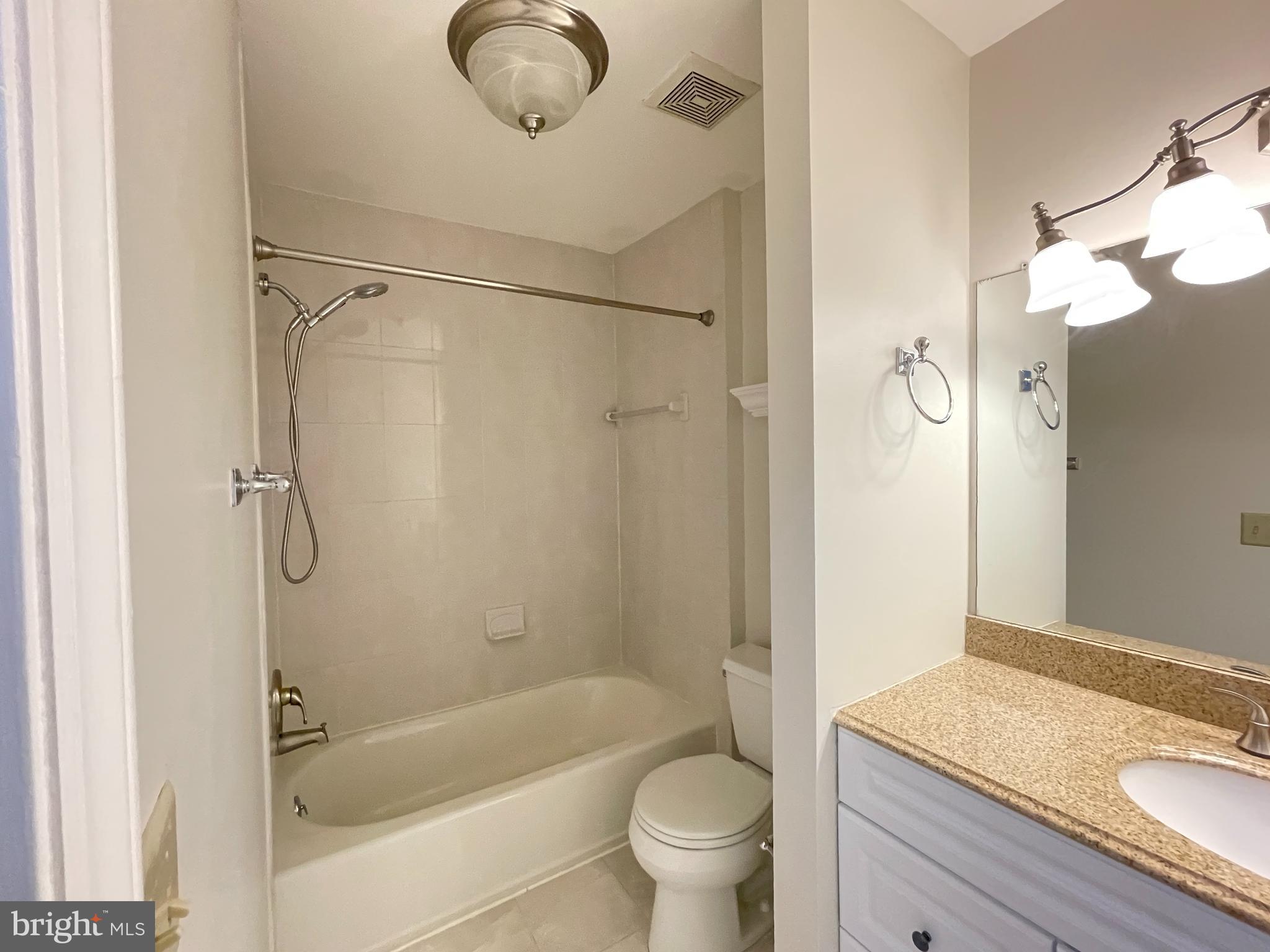 GABLES OF TUCKERMAN - Residential Lease