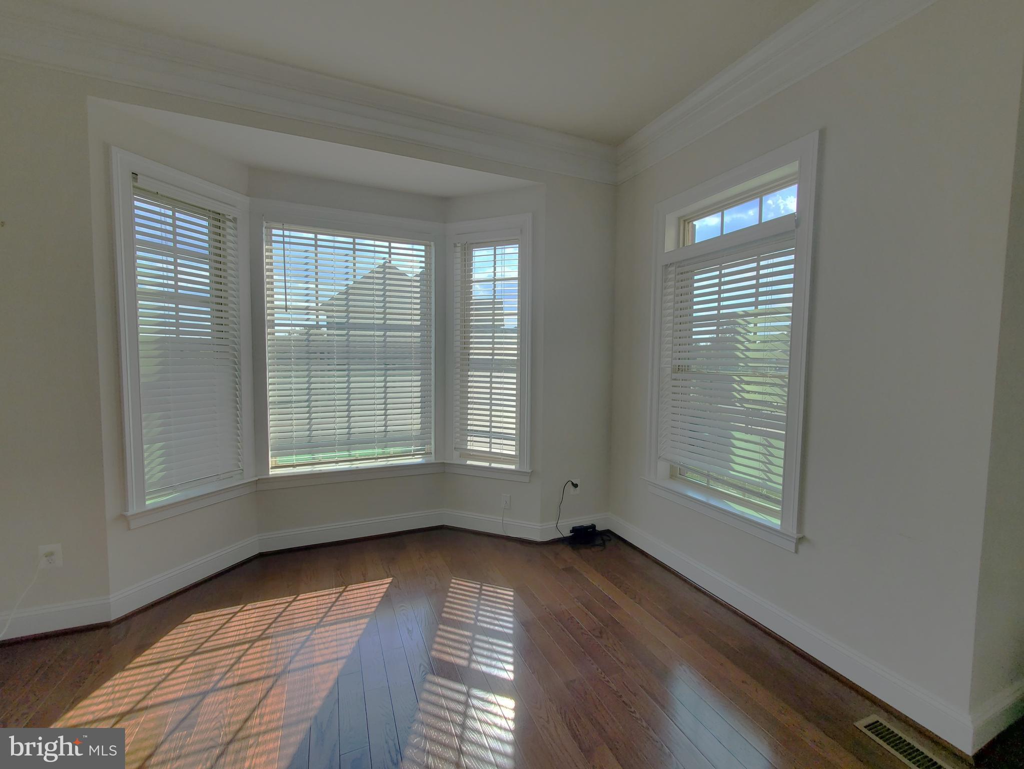 LAYTONSVILLE PRESERVE - Residential