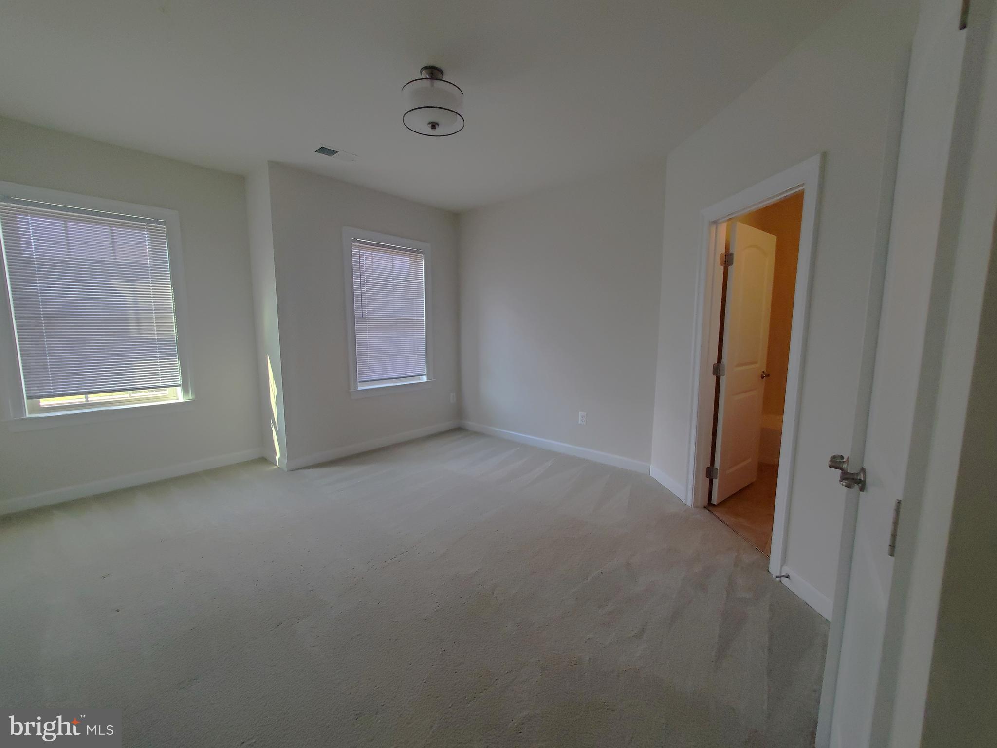 LAYTONSVILLE PRESERVE - Residential