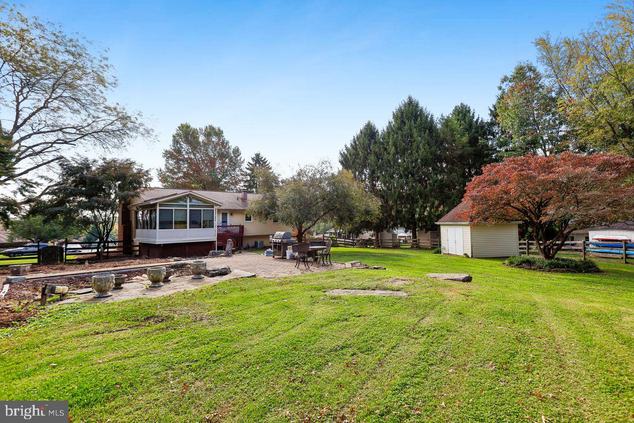 2102 ARABIAN COURT
