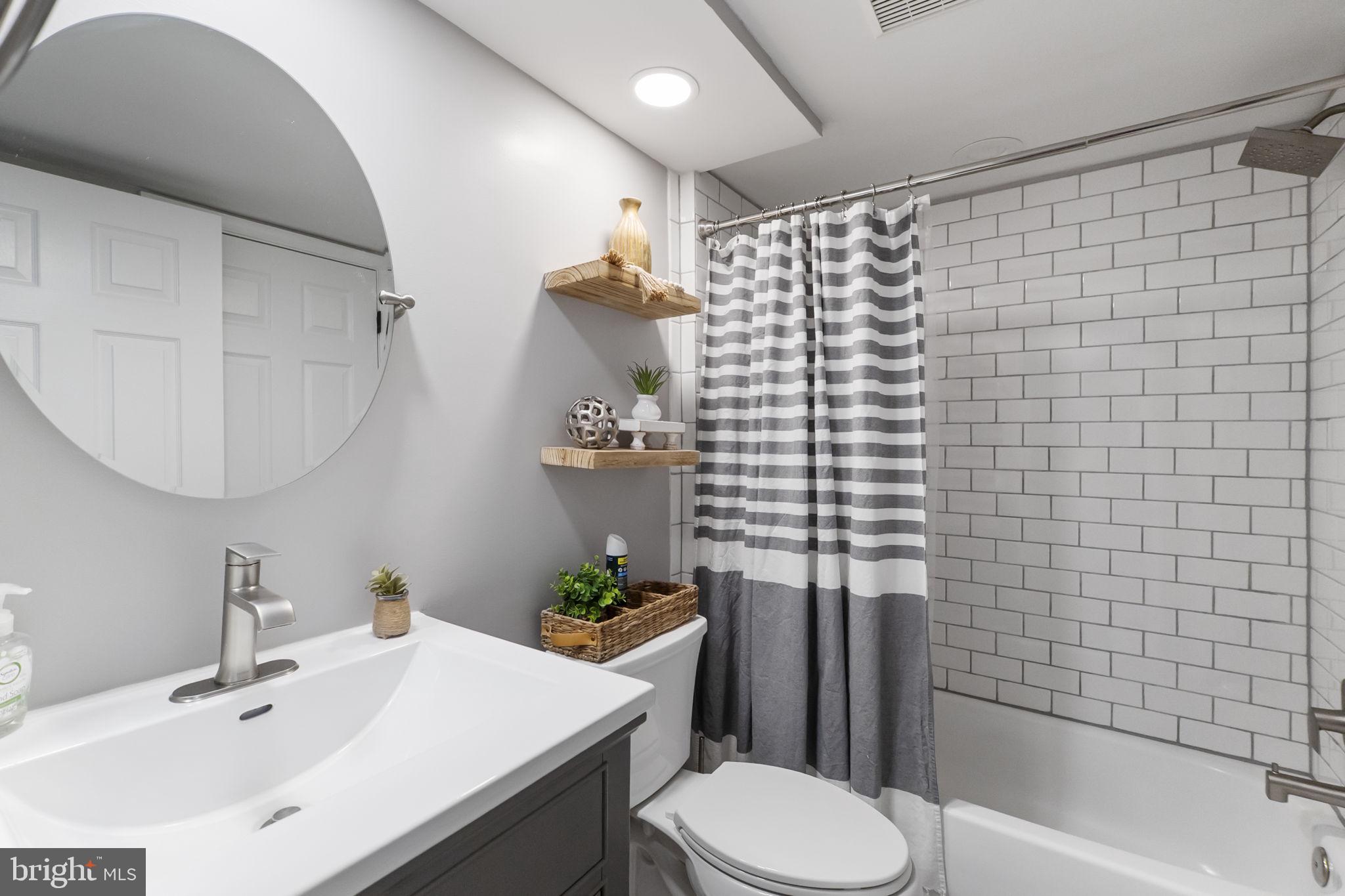 SILVER CREST - Residential