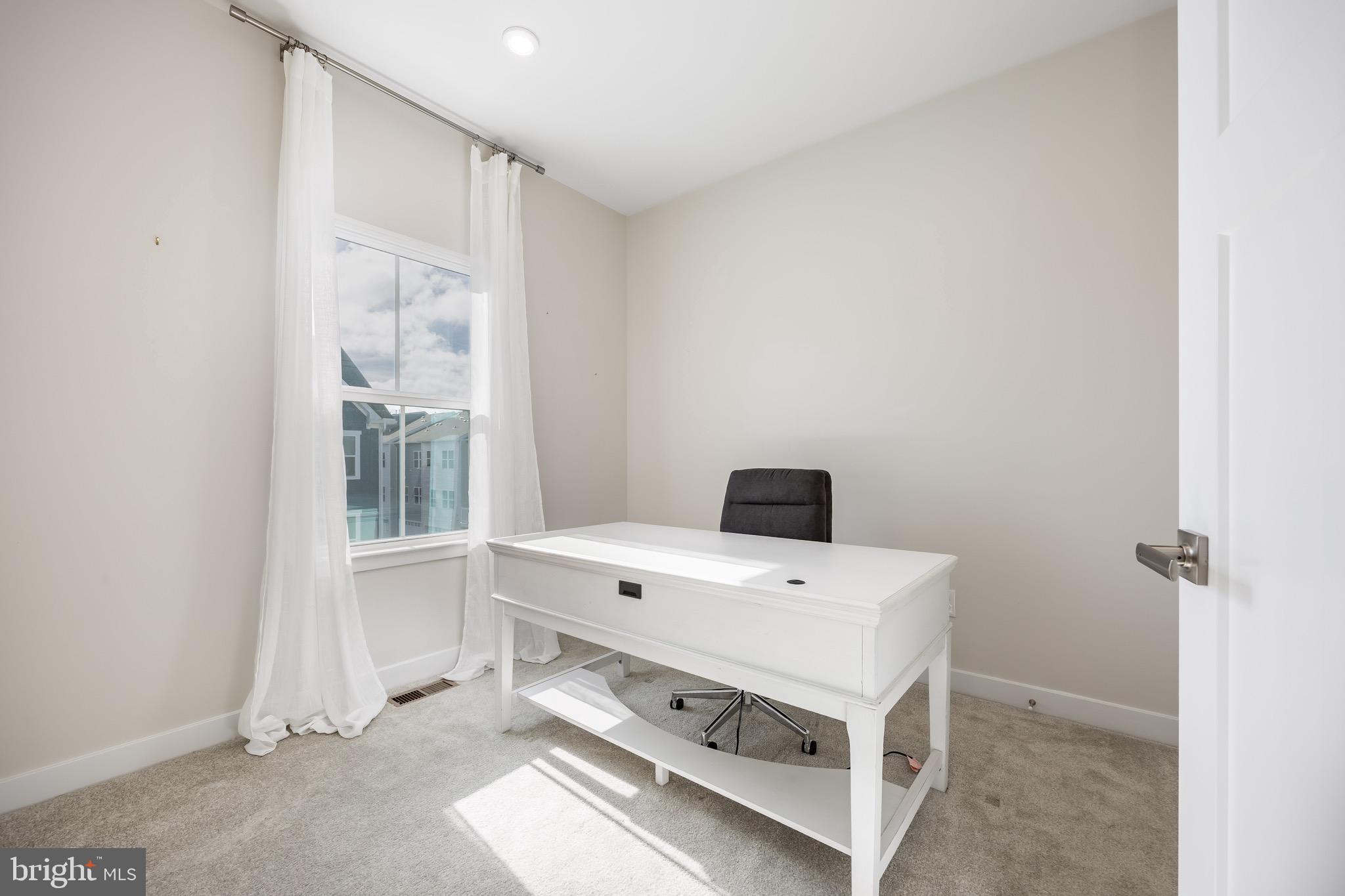 BAYSIDE - Residential