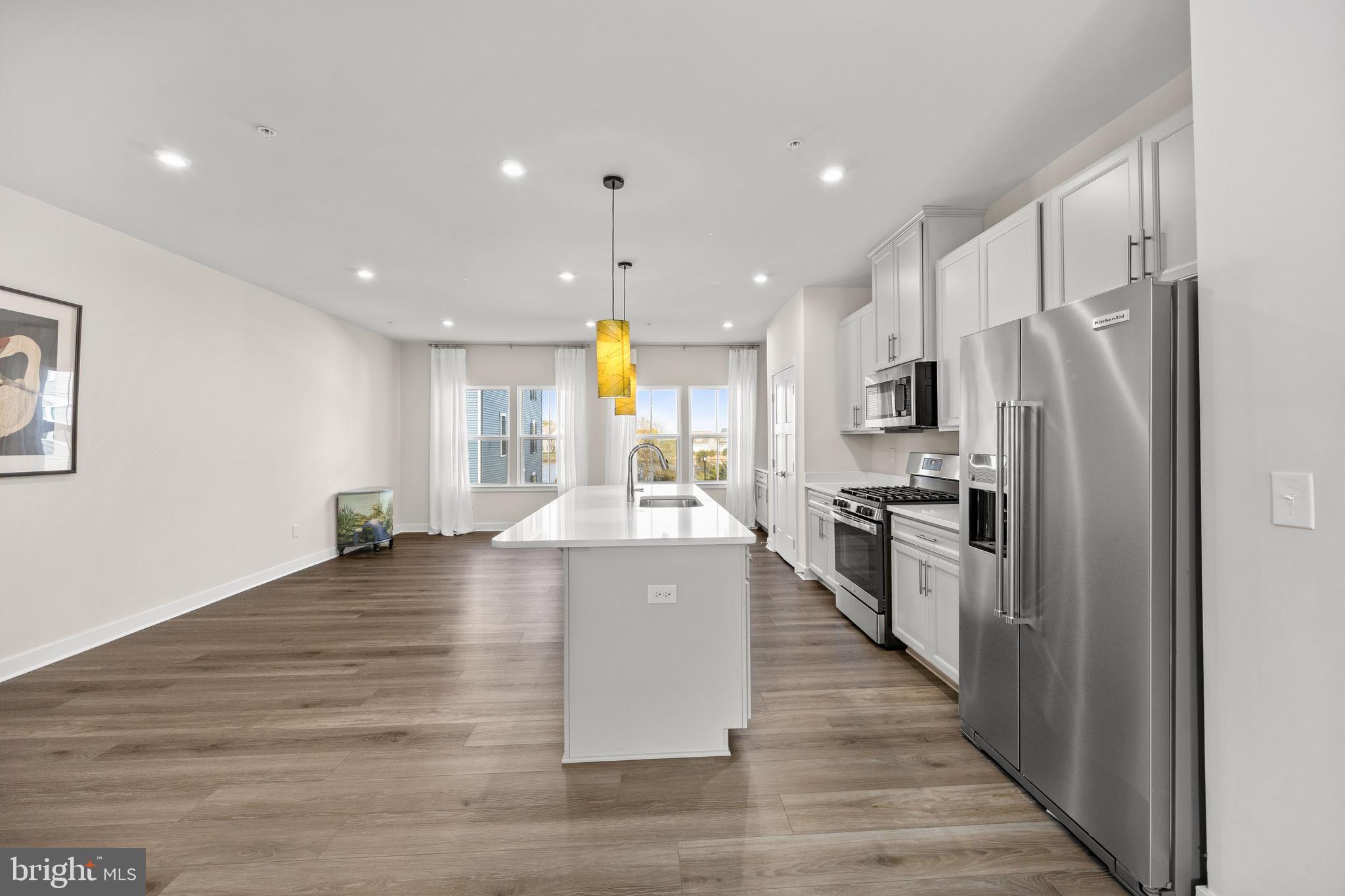 BAYSIDE - Residential