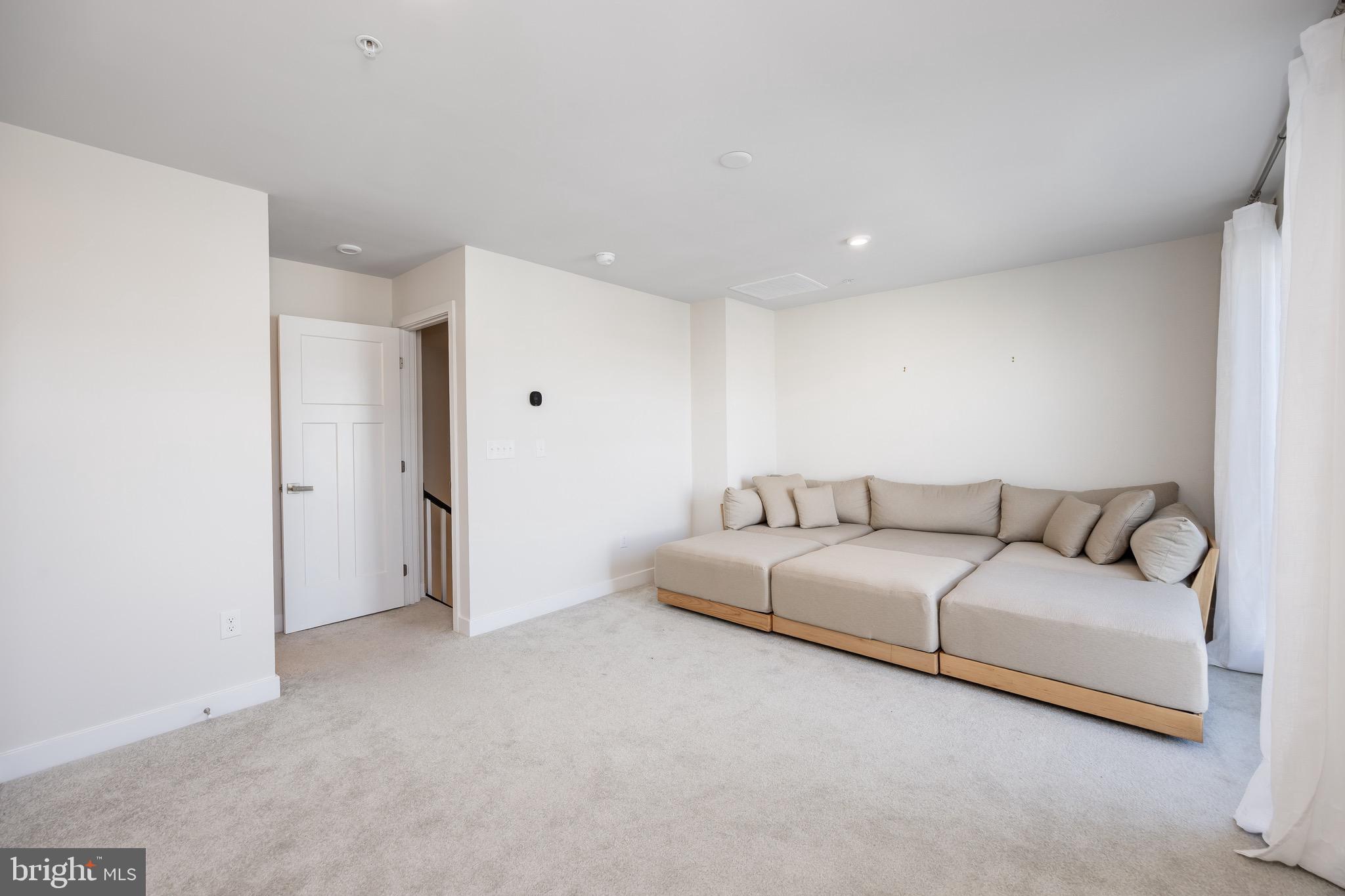 BAYSIDE - Residential