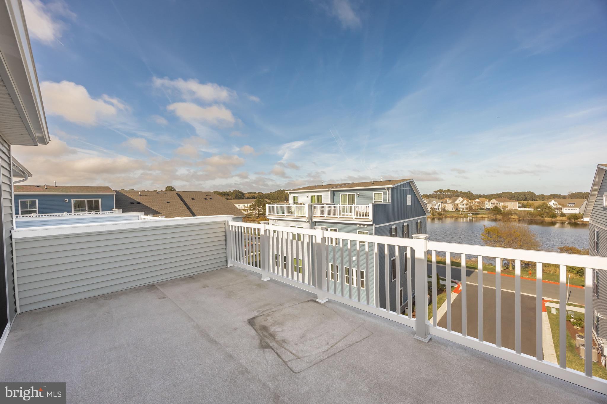 BAYSIDE - Residential