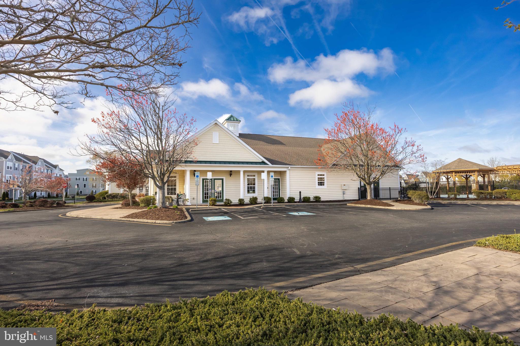 BAYSIDE - Residential