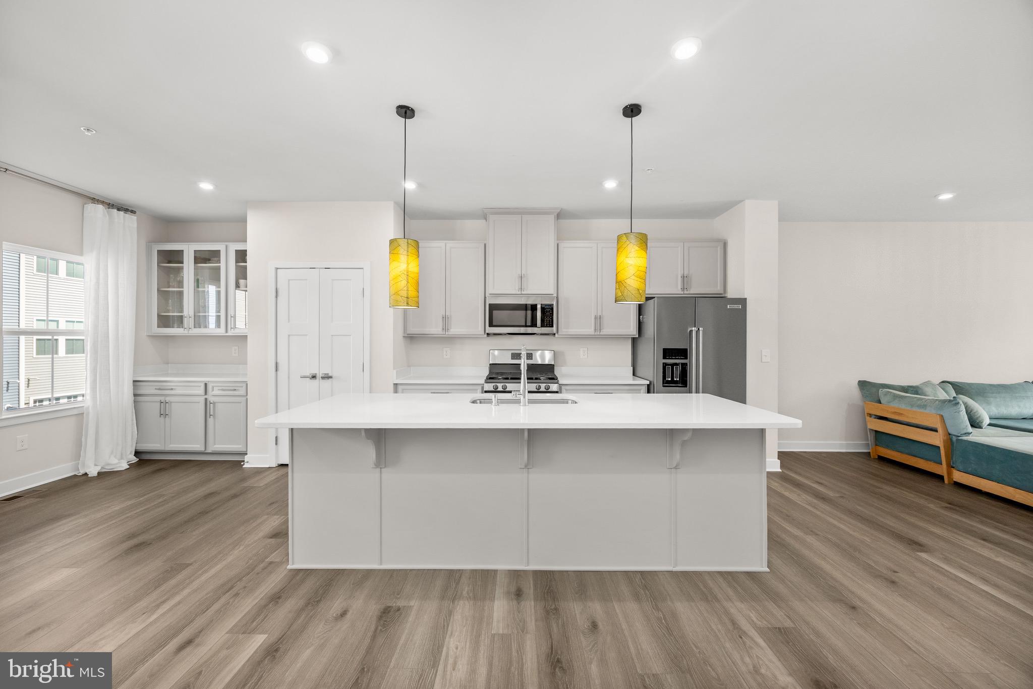 BAYSIDE - Residential