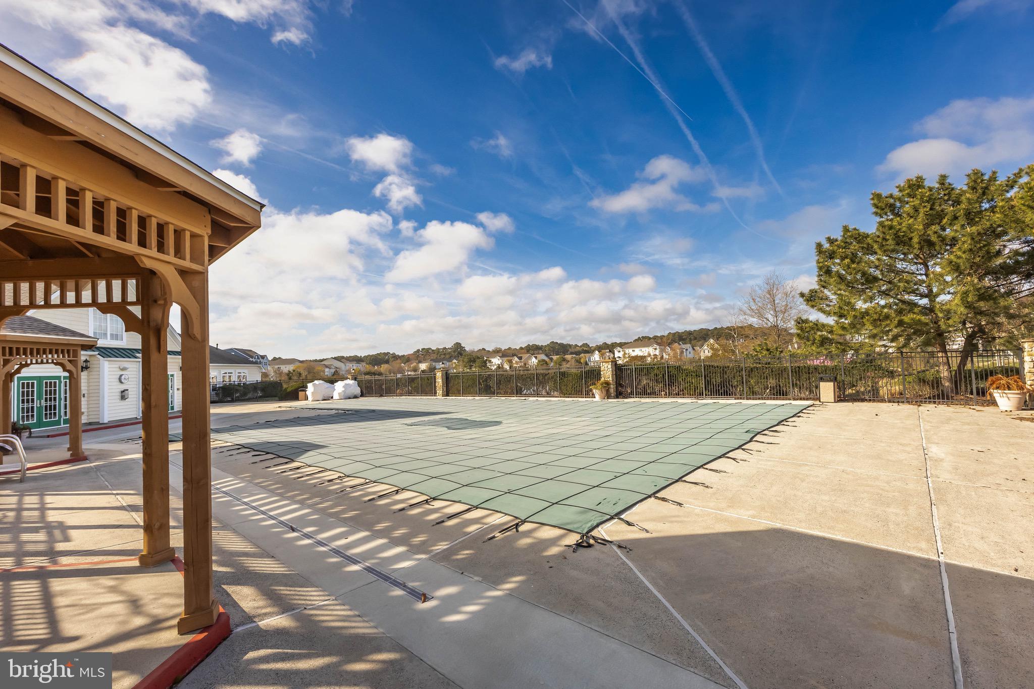 BAYSIDE - Residential