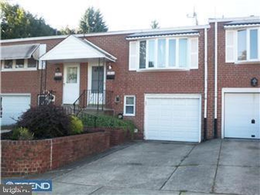 Photo of 11914 Farwell Road, PHILADELPHIA, PA 19154 (MLS # PAPH2591882)