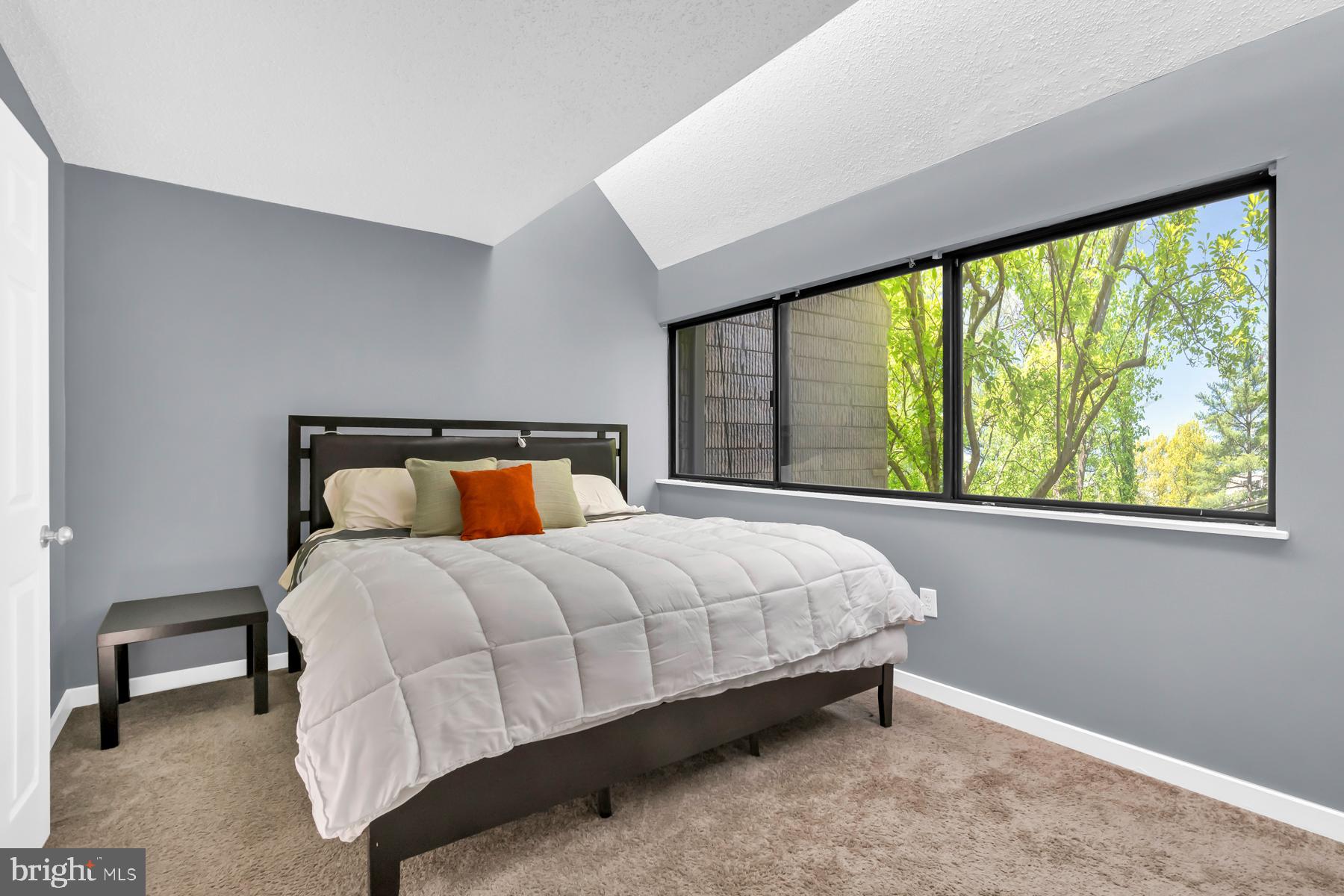 COLD SPRING NEWTOWN - Residential