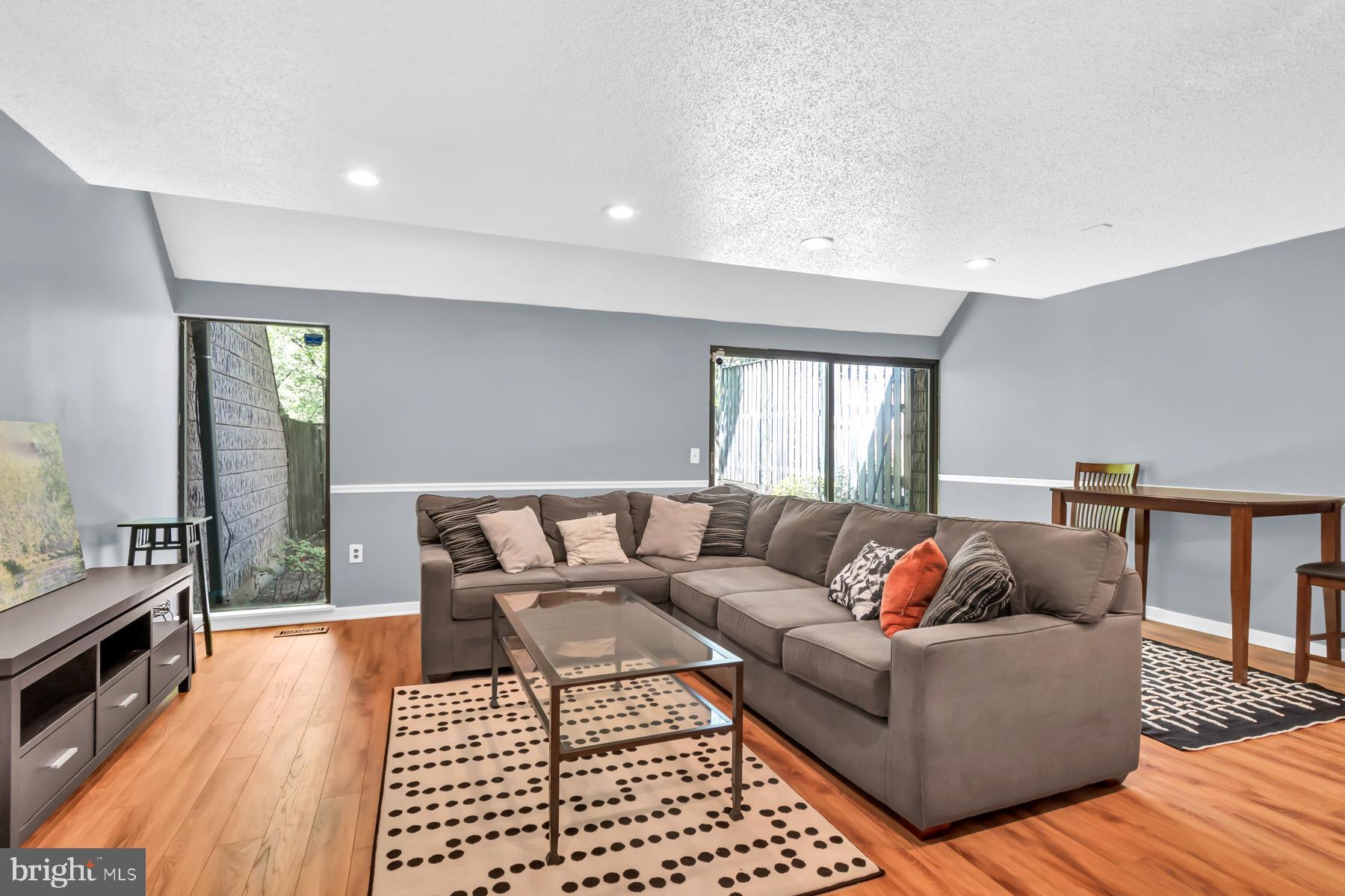 COLD SPRING NEWTOWN - Residential