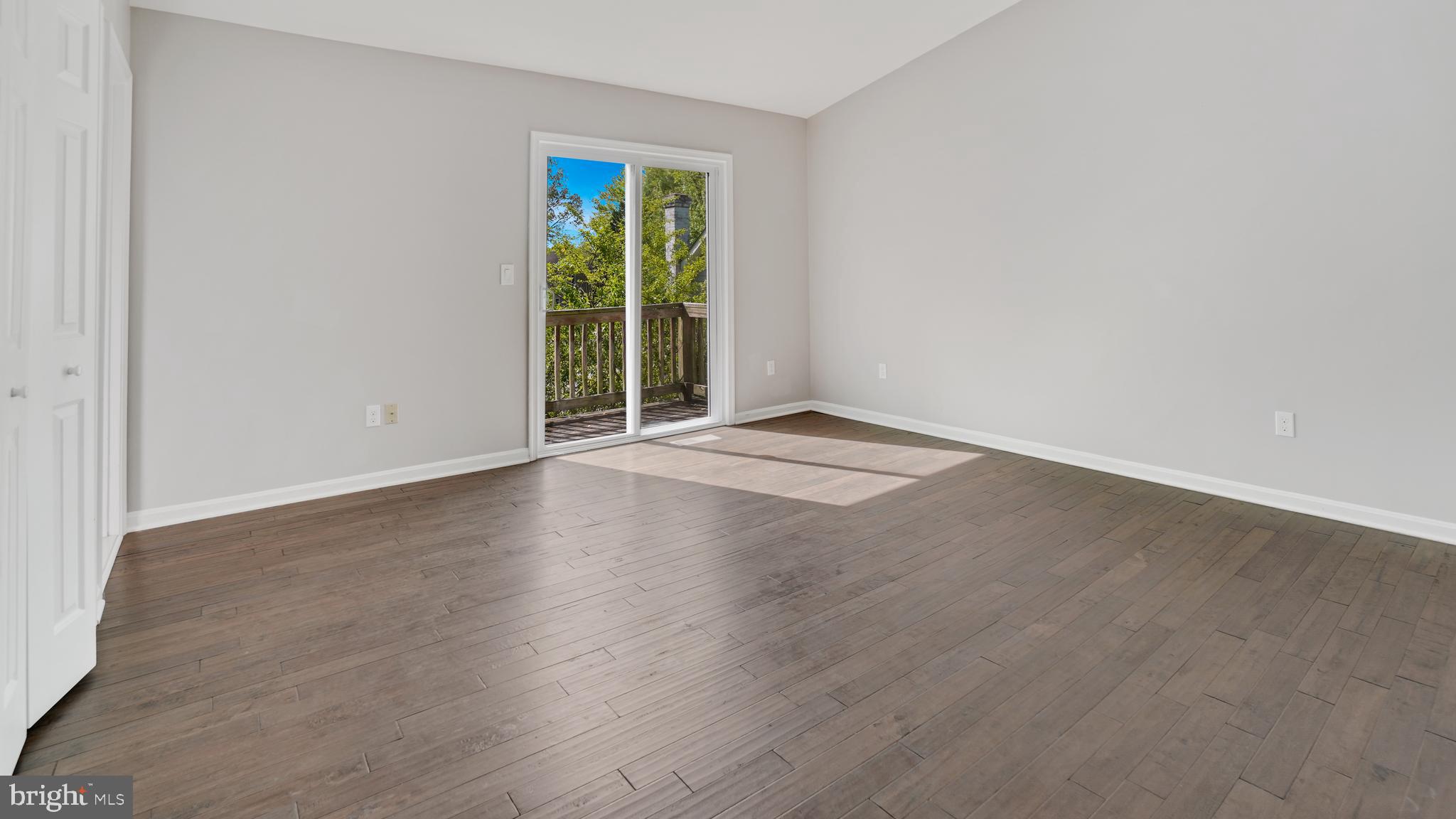 AVALON SHORES - Residential