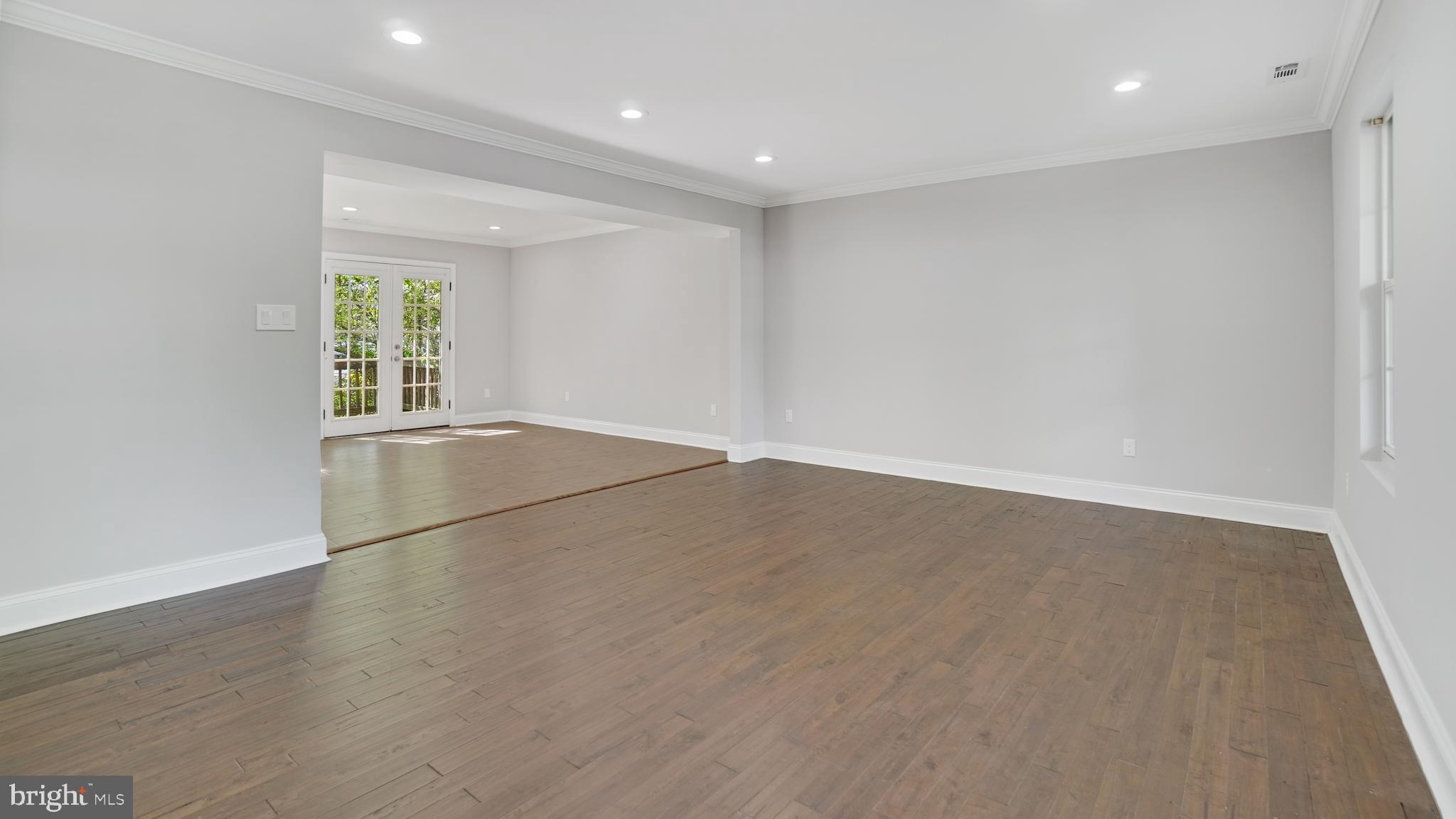 AVALON SHORES - Residential