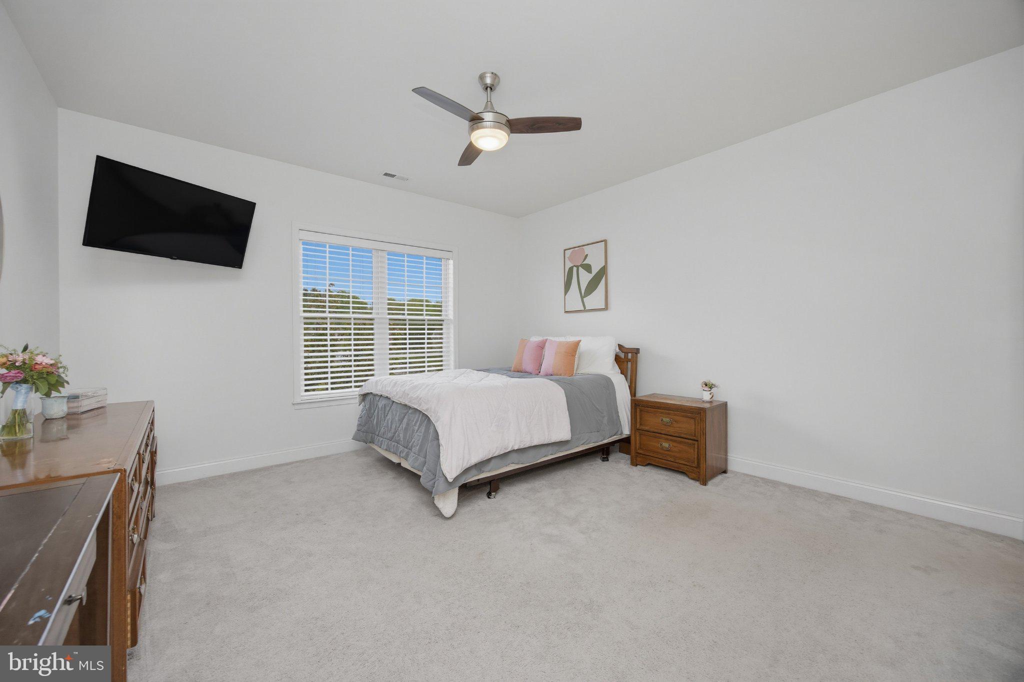 ENCLAVE AT RIDLEY CR - Residential