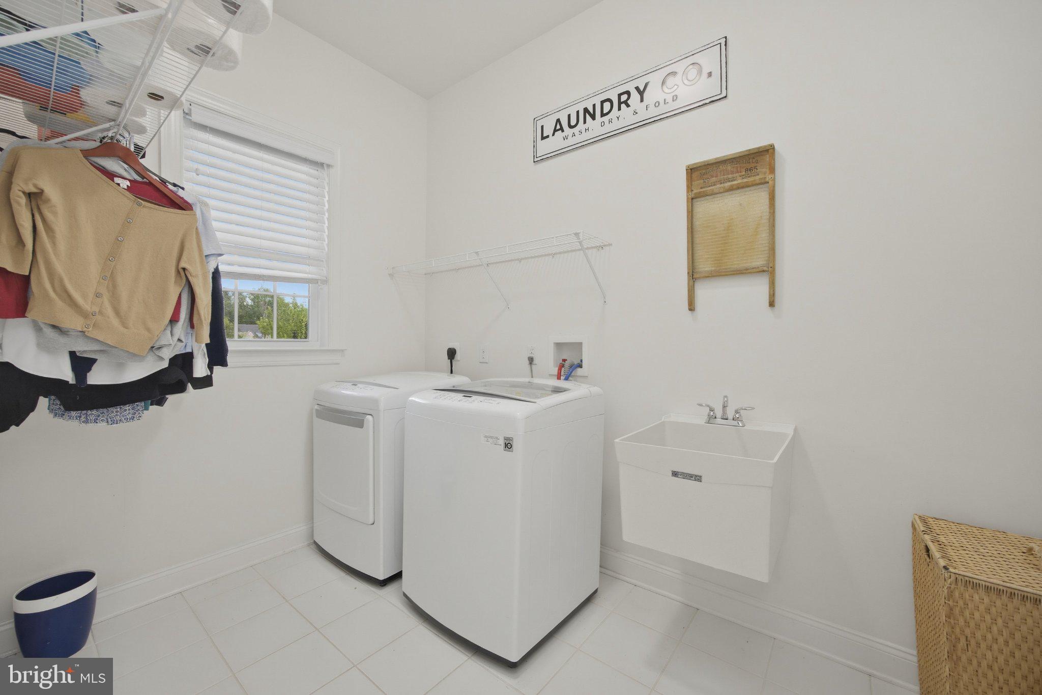 ENCLAVE AT RIDLEY CR - Residential