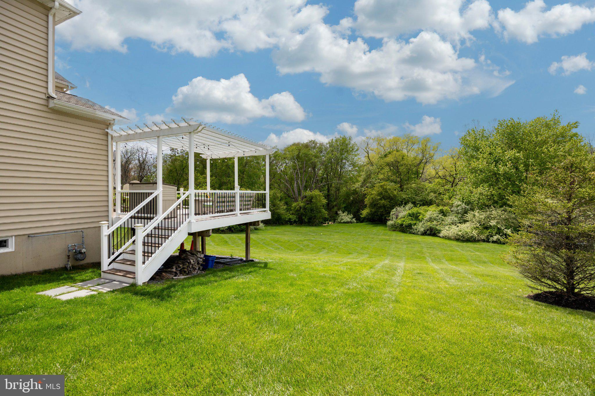 ENCLAVE AT RIDLEY CR - Residential