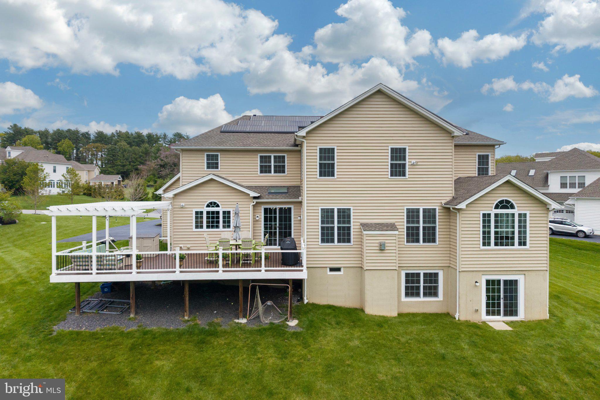 ENCLAVE AT RIDLEY CR - Residential