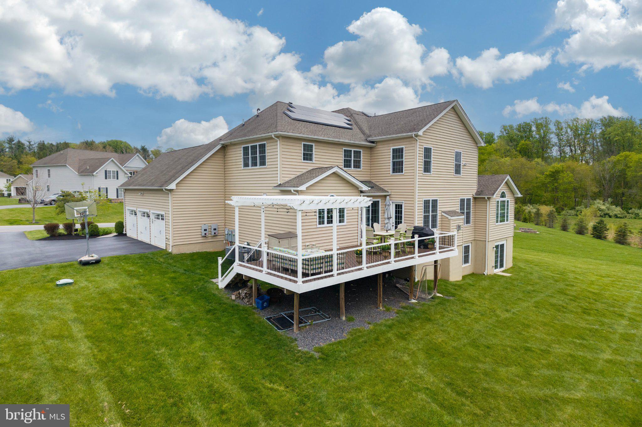 ENCLAVE AT RIDLEY CR - Residential
