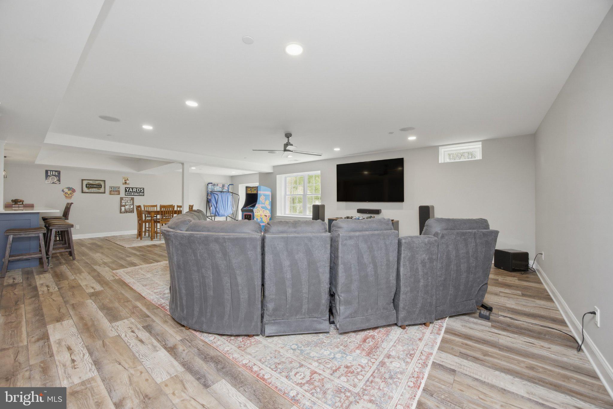 ENCLAVE AT RIDLEY CR - Residential