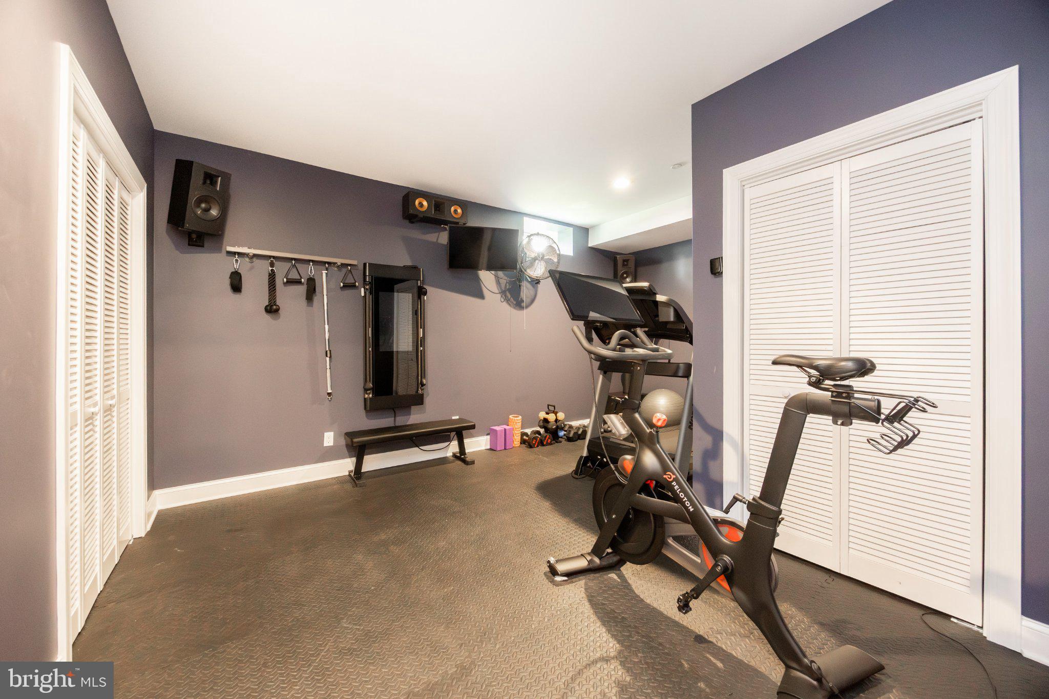 ENCLAVE AT RIDLEY CR - Residential