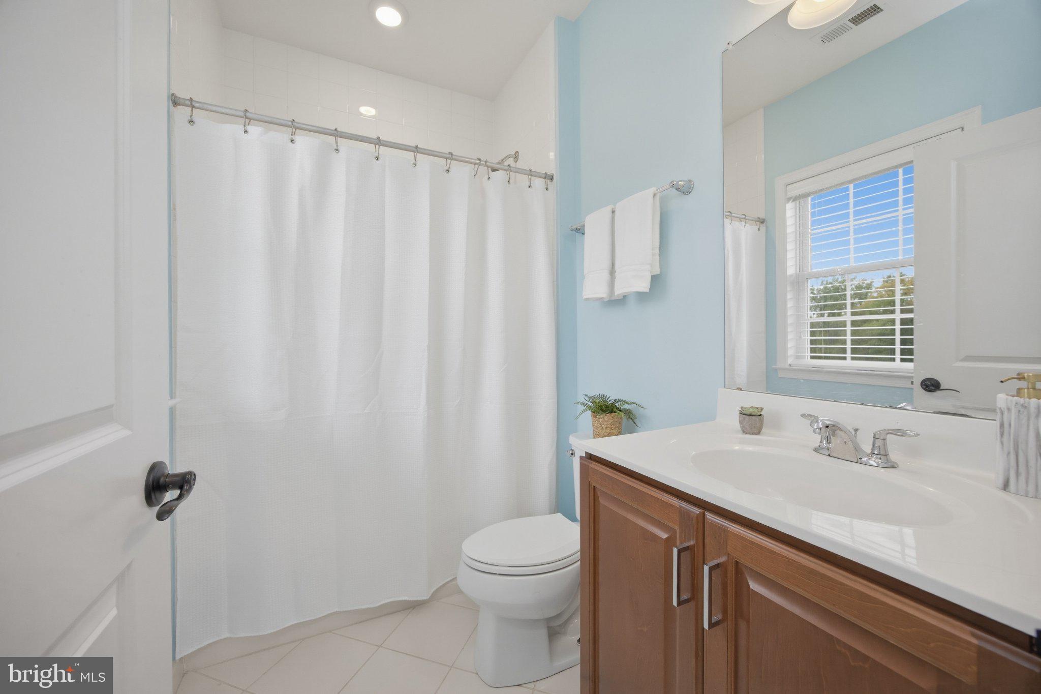 ENCLAVE AT RIDLEY CR - Residential