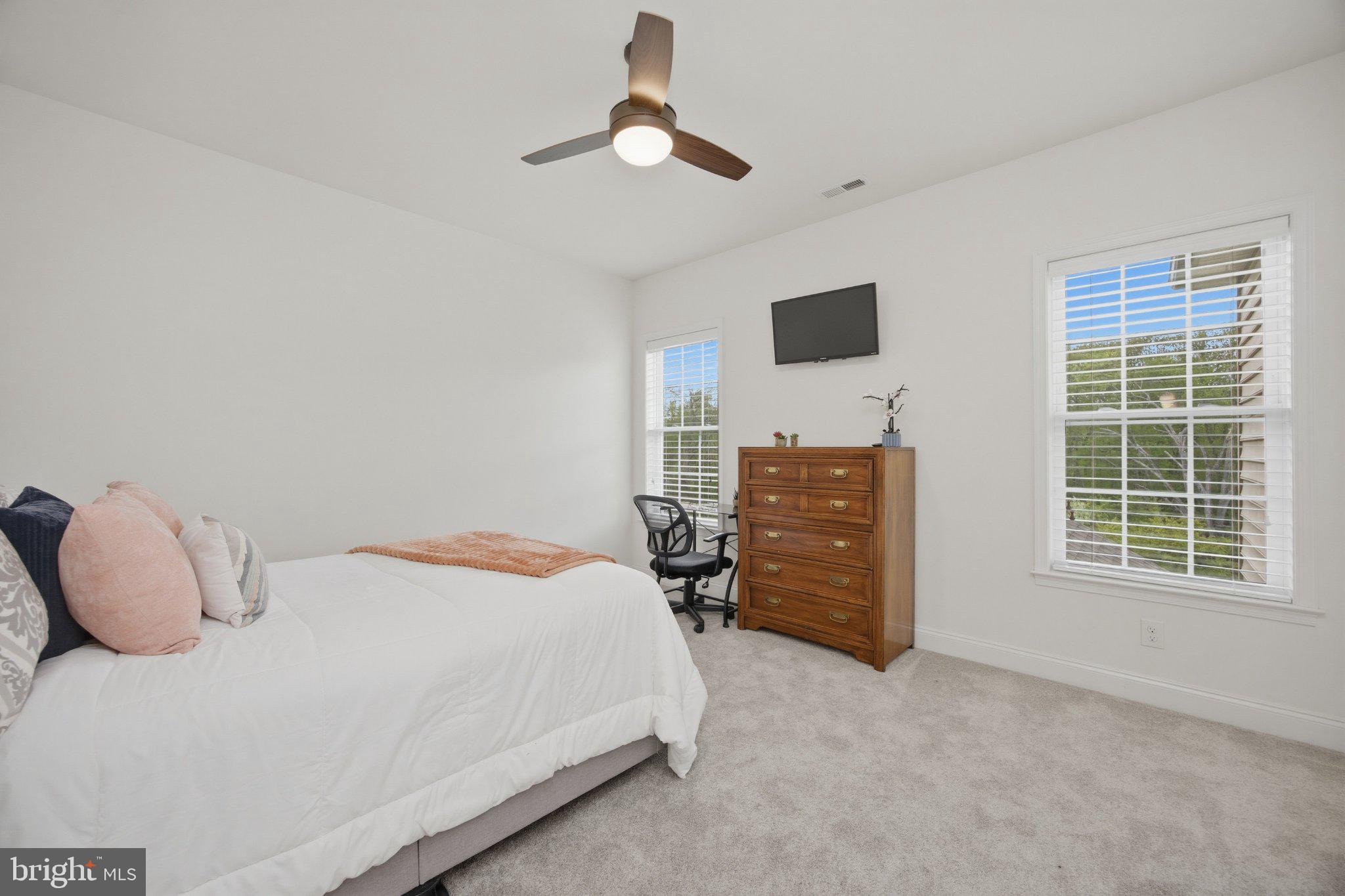 ENCLAVE AT RIDLEY CR - Residential