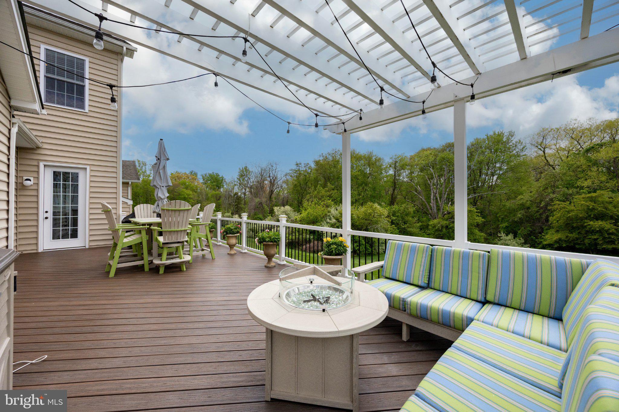 ENCLAVE AT RIDLEY CR - Residential