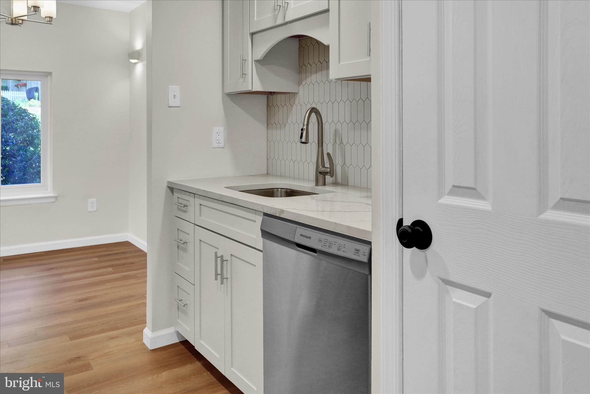 VILLAGE WALK - Residential
