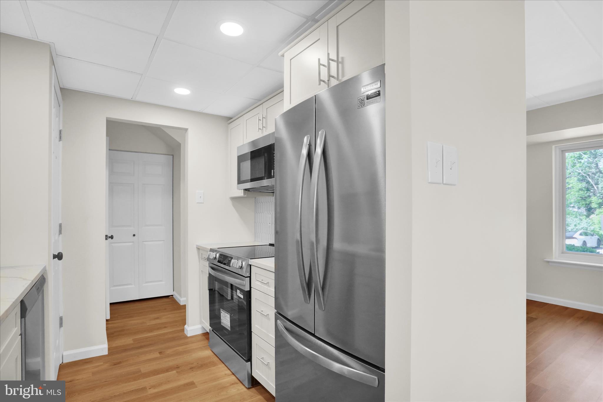 301 VILLAGE WALK 301