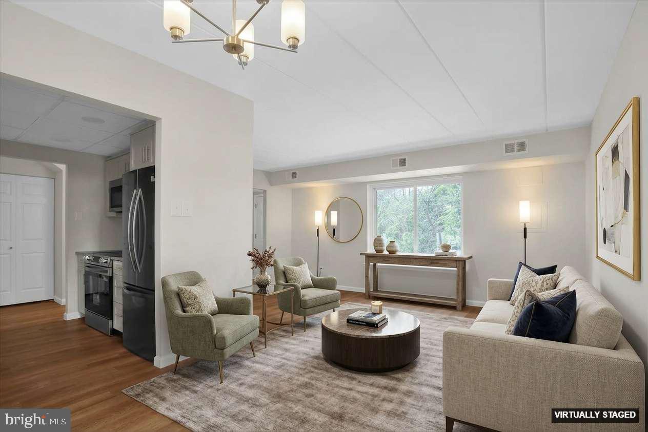 VILLAGE WALK - Residential