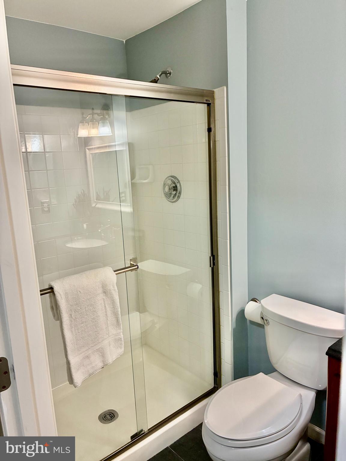 VILLAGE OF CLOPPERS MILL - Residential Lease