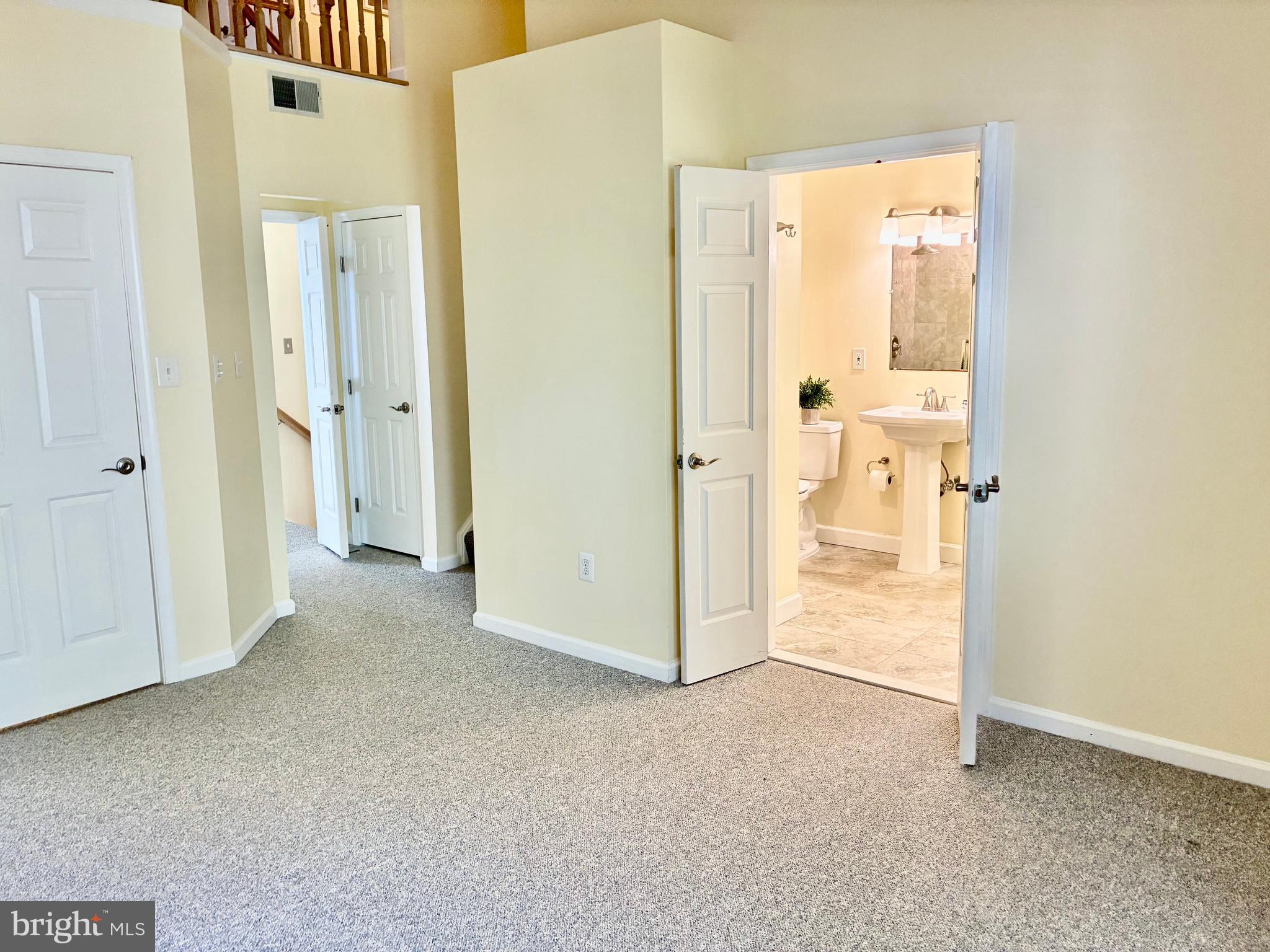 VILLAGE OF CLOPPERS MILL - Residential Lease